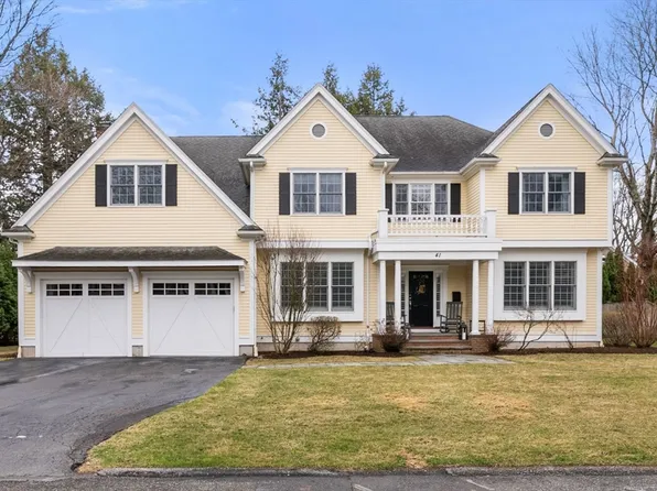 41 Chesterton Rd, Wellesley, MA 02481