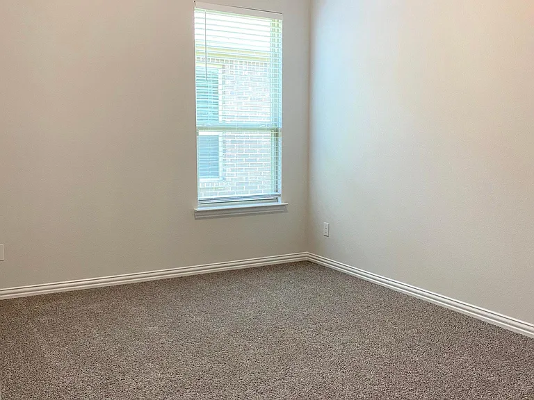 4001 Smokey Hill Ct — Photo 7
