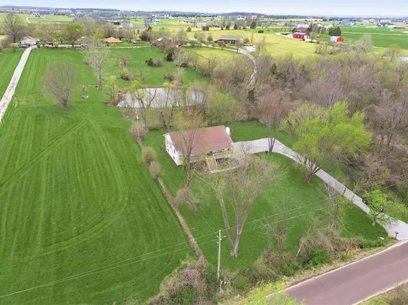 14587 166th St, Bonner Springs, KS 66012