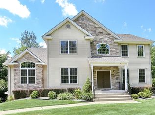 11 Marino Blvd, Pomona, NY 10970
