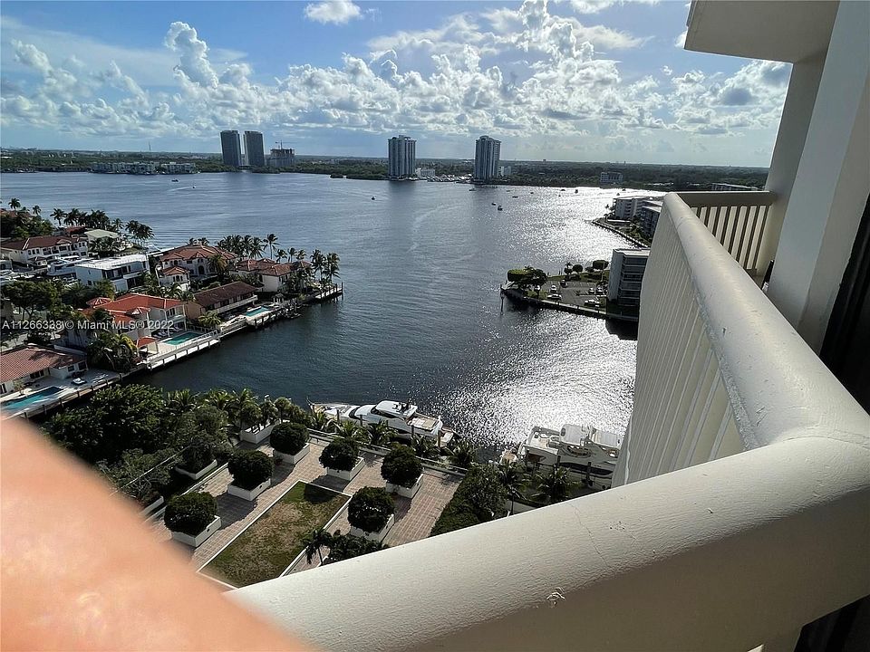 1st image of 1000 Island Blvd #1703