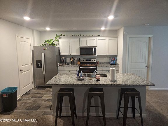 3rd image of 5343 Greenwood Rd