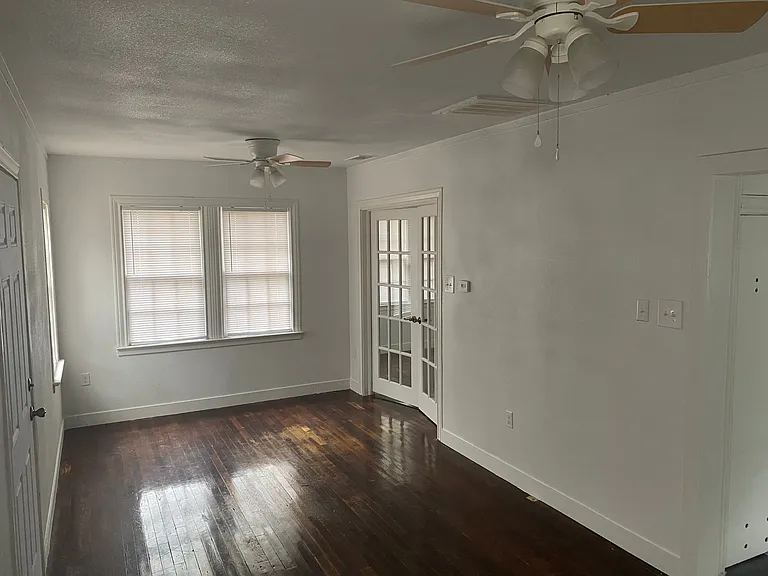 1117 S 11th St — Photo 3
