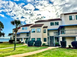 8253 Navarre Pkwy UNIT B204, Navarre, FL 32566