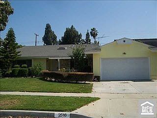 5th image of 2516 E Ames Ave