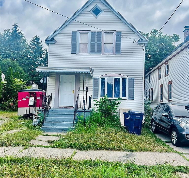 1st image of 409 Koons Ave