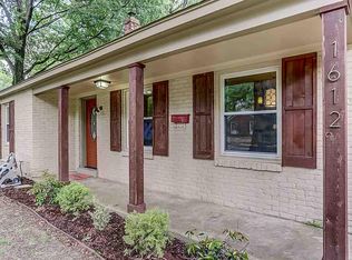 1612 Ivy Rd, Memphis, TN 38117