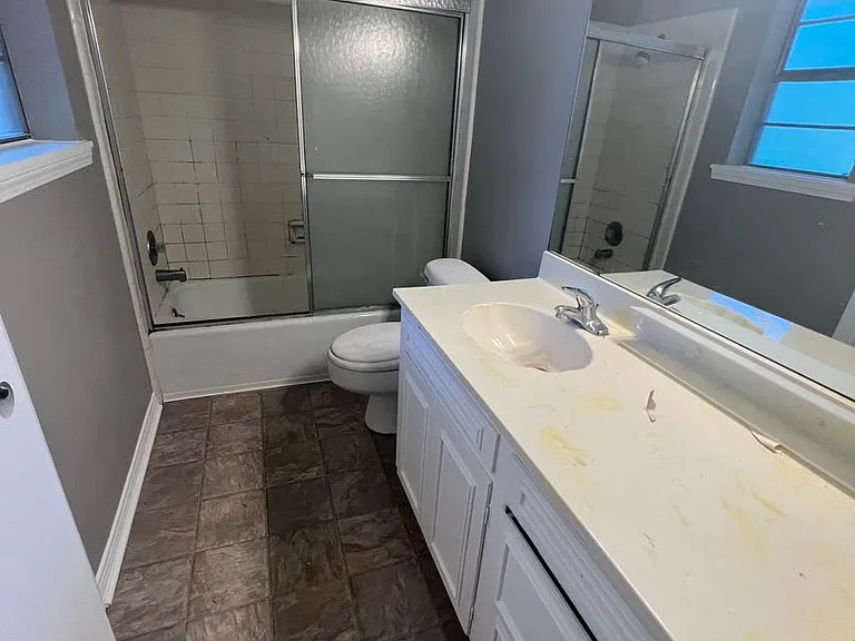 1140 Homewood Dr — Photo 12