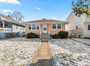 17831 Community St, Lansing, IL 60438