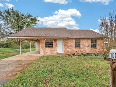 109 W Howard St, Roland, OK, 74954