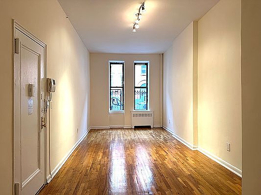 1st image of 306 W 18th St APT 1D
