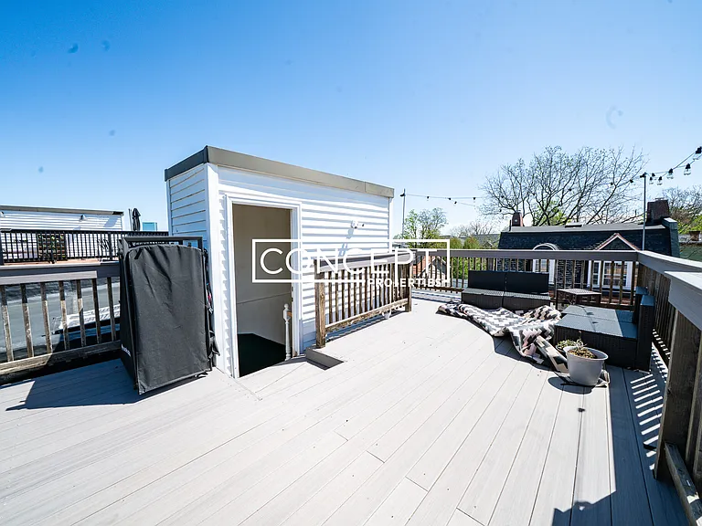 79 Highland St — Photo 20