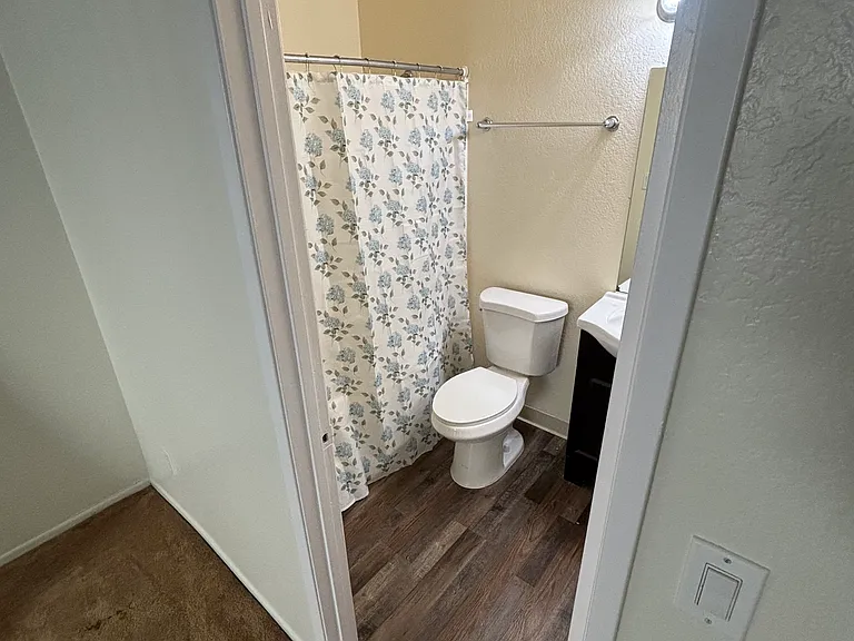 9628 Beverly St #102 — Photo 7
