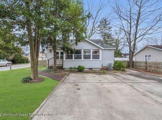 12 Vanada Dr, Brick, NJ 08723