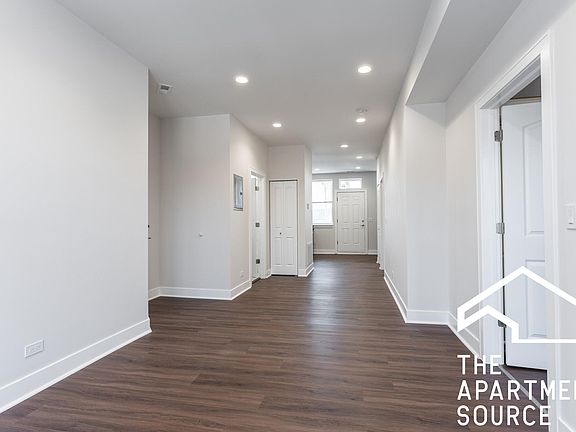 5th image of 4356 N Troy St #54-3