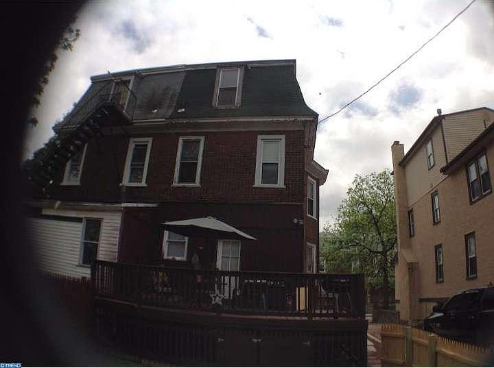 2nd image of 535 Beechwood Ave