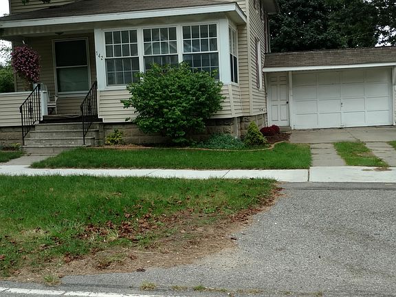 2nd image of 142 Main St