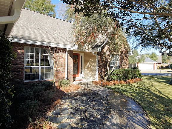 3rd image of 1662 Knollwood Way