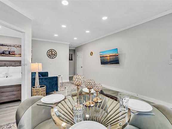 5th image of 10004 E Bay Harbor Dr APT 8