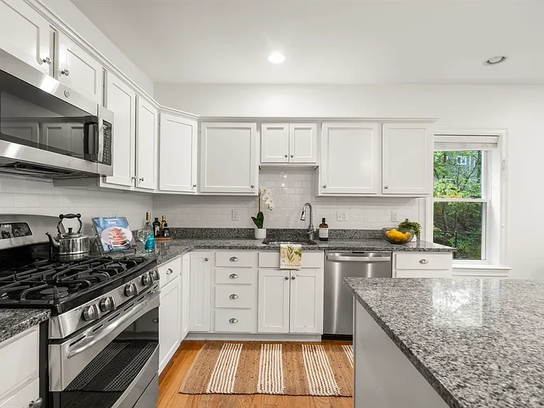 865 Lagrange St #5 — Photo 5