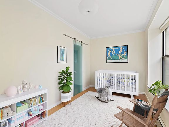 5th image of 220 W 111th St APT 3D