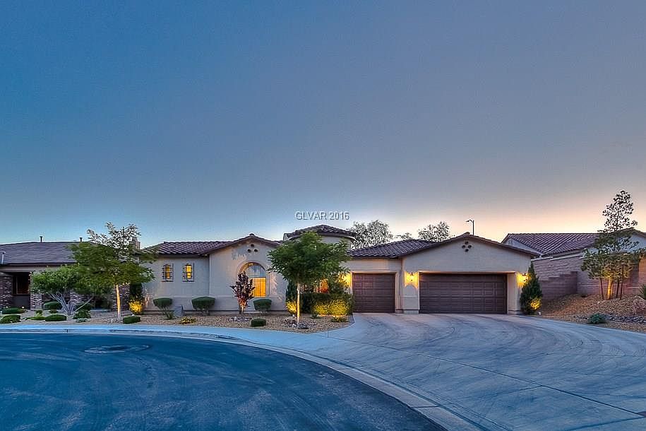 1st image of 6899 Desert Island St