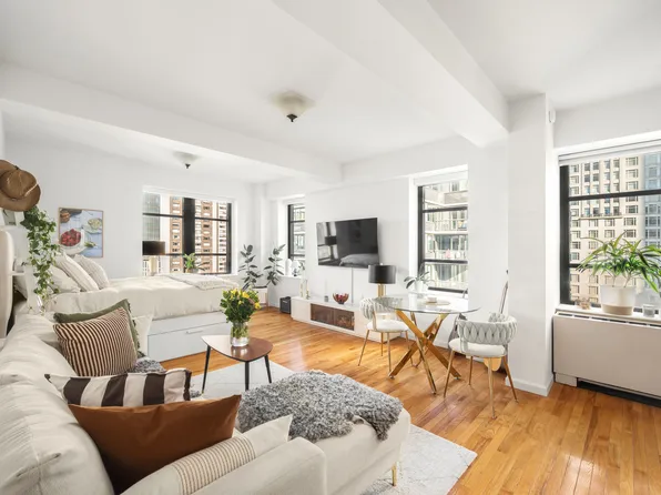 43 West 61st Street image 1 of 5