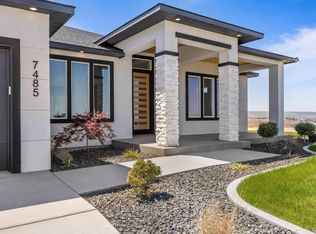 7485 W 22nd Ave, Kennewick, WA