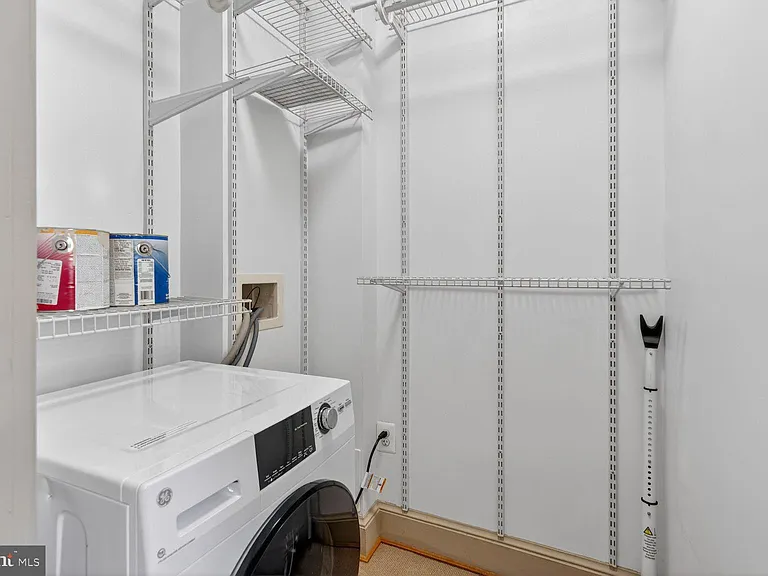 1361 K St SE #303 — Photo 11