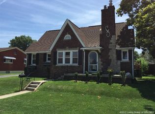 2006 Locust St, New Albany, IN 47150