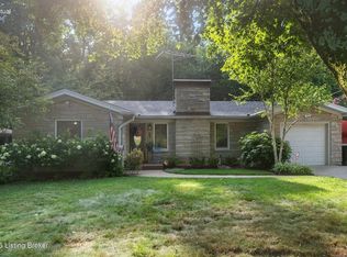 6711 Norway Dr, Louisville, KY 40214