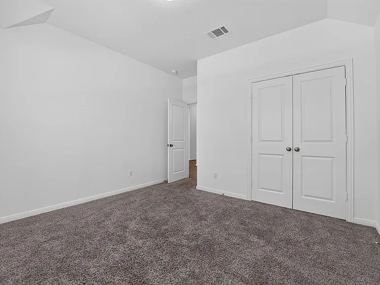 516 Panzano Dr — Photo 13