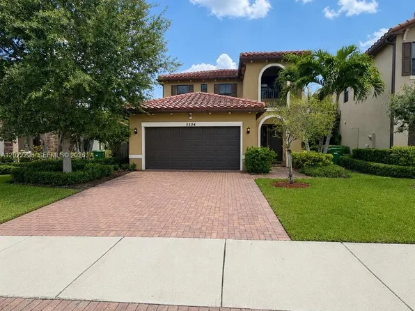 5504 NW 48th Ln, Tamarac, FL 33319