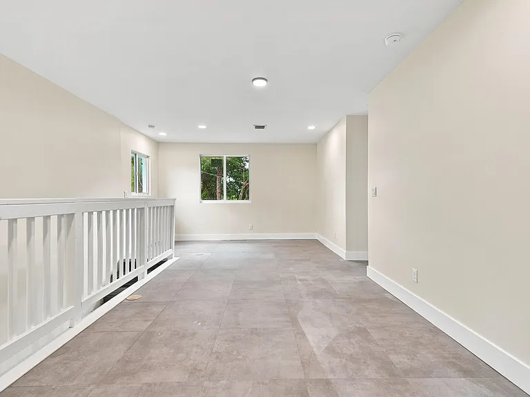 4701 Evergreen Ave — Photo 28