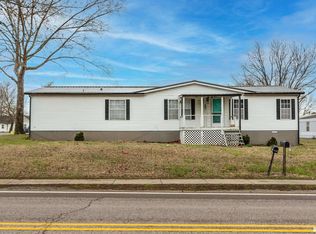 101 Knauer St, Ava, IL 62907