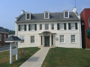 123 E Main St APT C, Ephrata, PA 17522