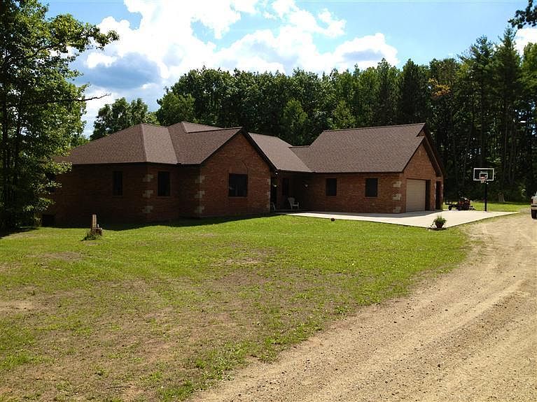 1st image of 13685 Pine Island Dr NE