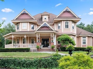 2 Country Way, Hopkinton, MA 01748