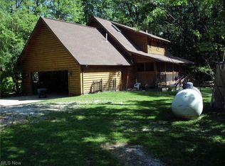 6777 Ledge Rd, Thompson, OH 44086