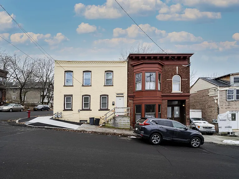 169 Hutton St #2 — Photo 26