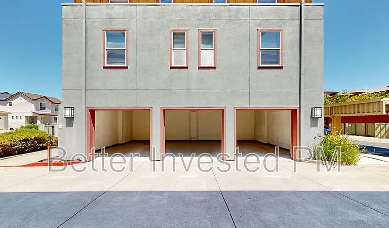 950 Campoy St #207 — Photo 3