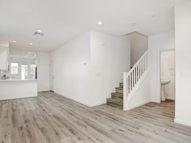 5512 Brinef Dr — Photo 11