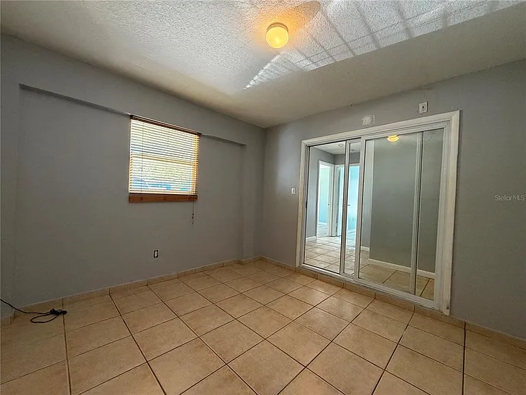 2427 Camden Oaks Pl — Photo 17