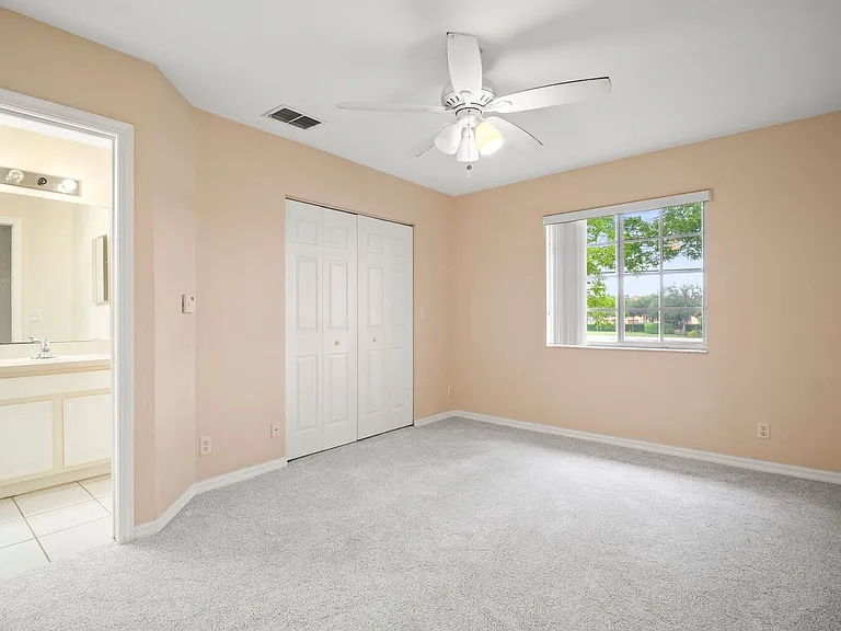 8219 Pacific Beach Dr — Photo 17