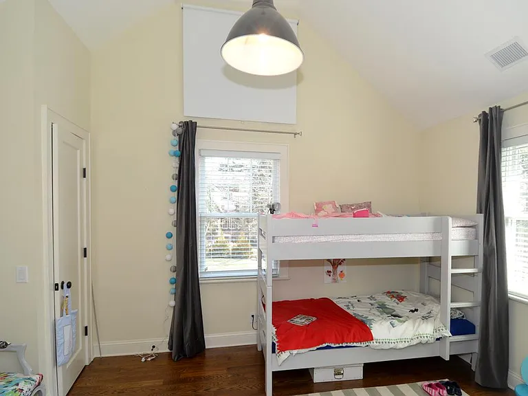 58 E Brookside Dr — Photo 13