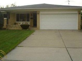 2673 Avis Dr S, Sterling Heights, MI 48310