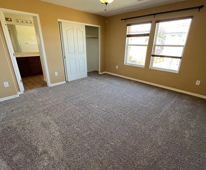 94 W Paseo Celestial — Photo 11
