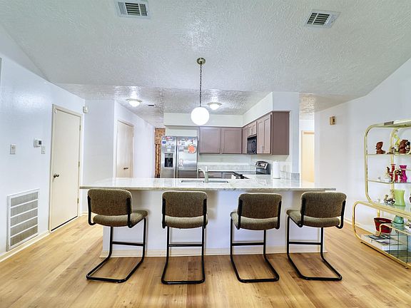 3rd image of 3446 Cheaney Dr