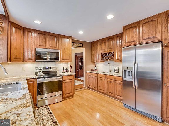 3rd image of 790 Oak Stump Dr