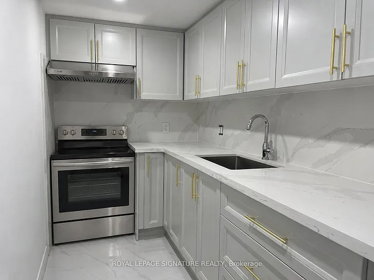 46 Tara Cres — Photo 4